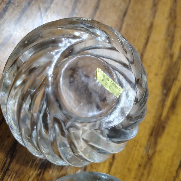 Swirl Glass Votive/Tea Light Candle Holder - Picture 3 of 5